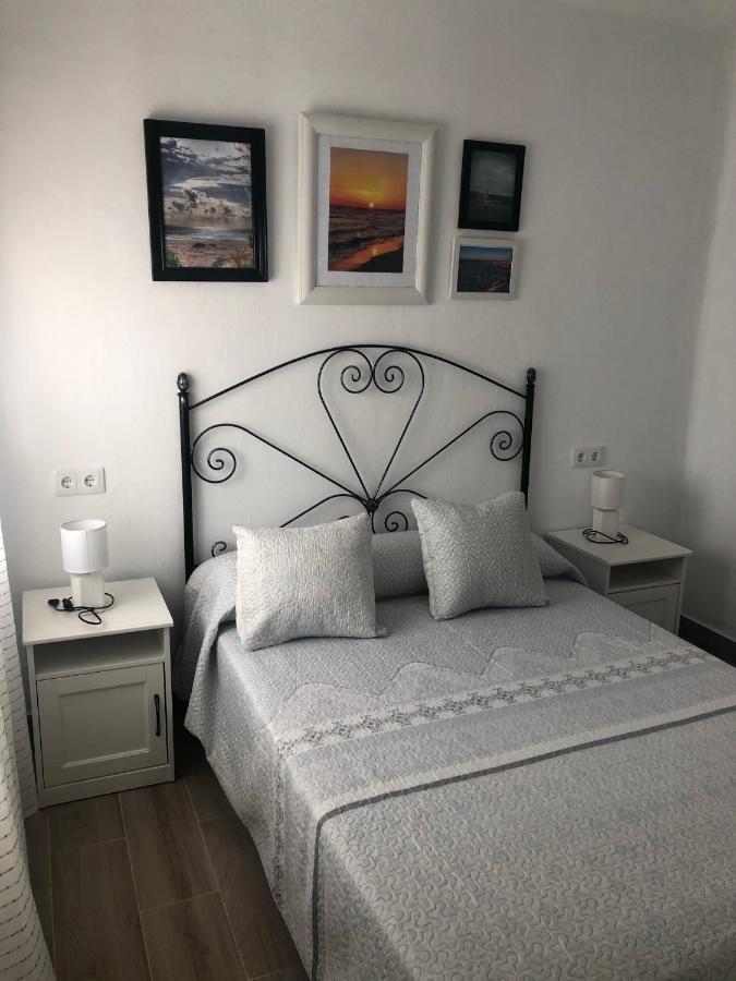 Apartamento Vacacional En El Centro De Tarifa Bagian luar foto