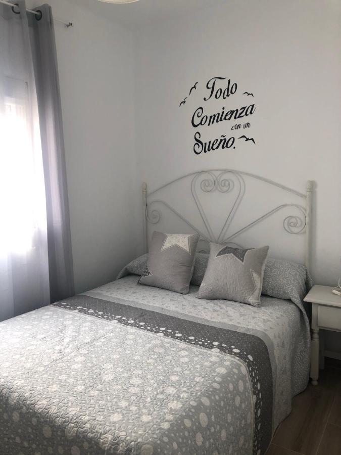 Apartamento Vacacional En El Centro De Tarifa Bagian luar foto