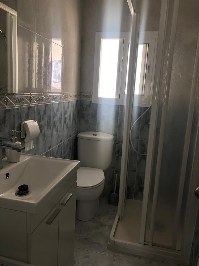 Apartamento Vacacional En El Centro De Tarifa Bagian luar foto